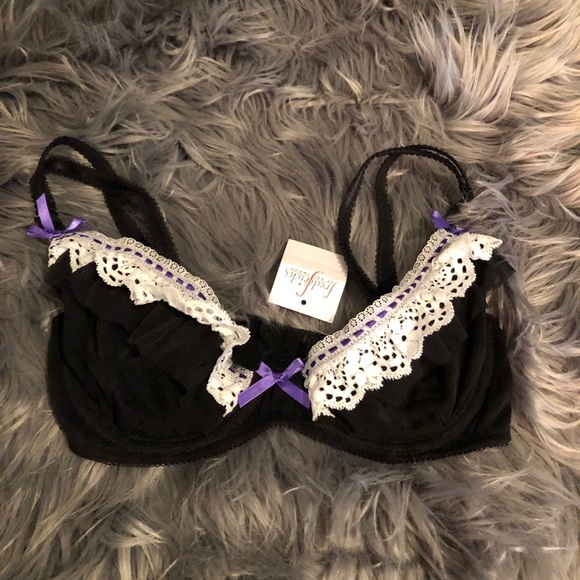 Other - Fredricks of Hollywood Bra